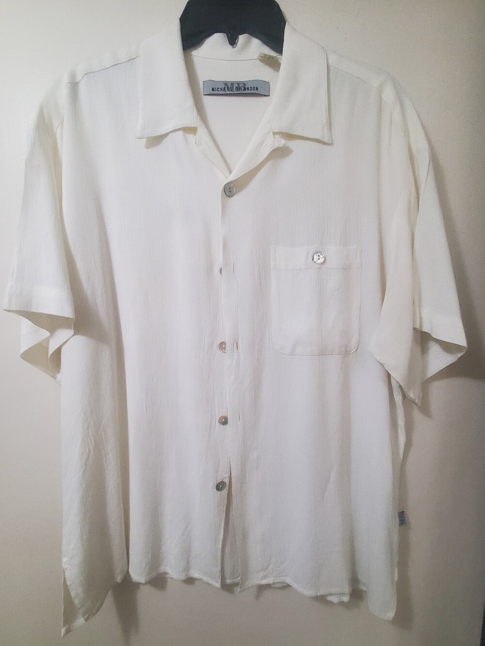 Michael Brandon Men's Cream Short Sleeve Button-Down Shirt Size Medium